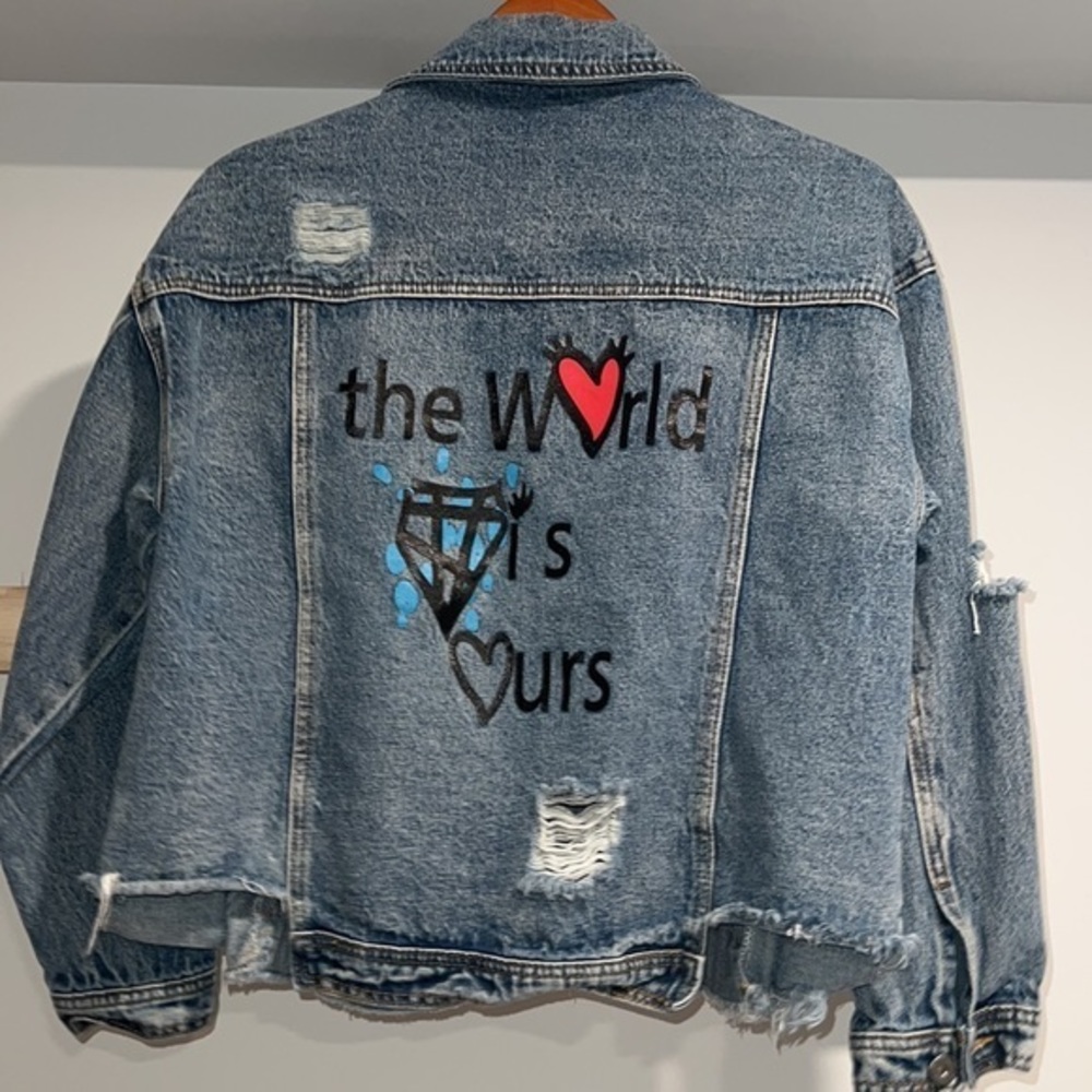 Denim‎ jacket ripped - Picture 3 of 3